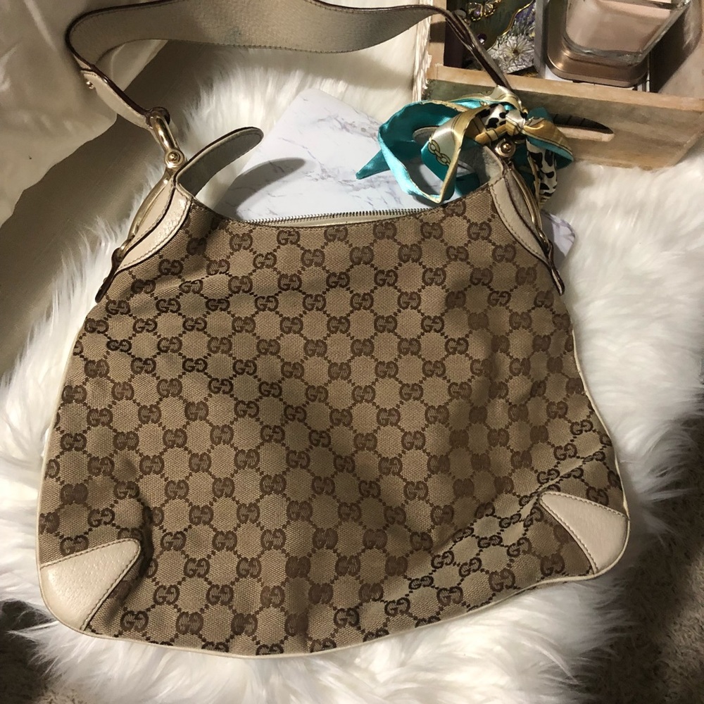 GUCCI White Canvas logo Hobo bag